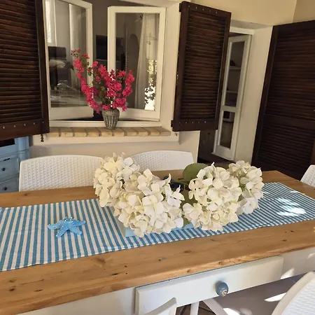 - Sofia Hébergement de vacances Villasimius